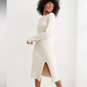 Aerie Buttercream Sweater Dress Cream Color, size Large